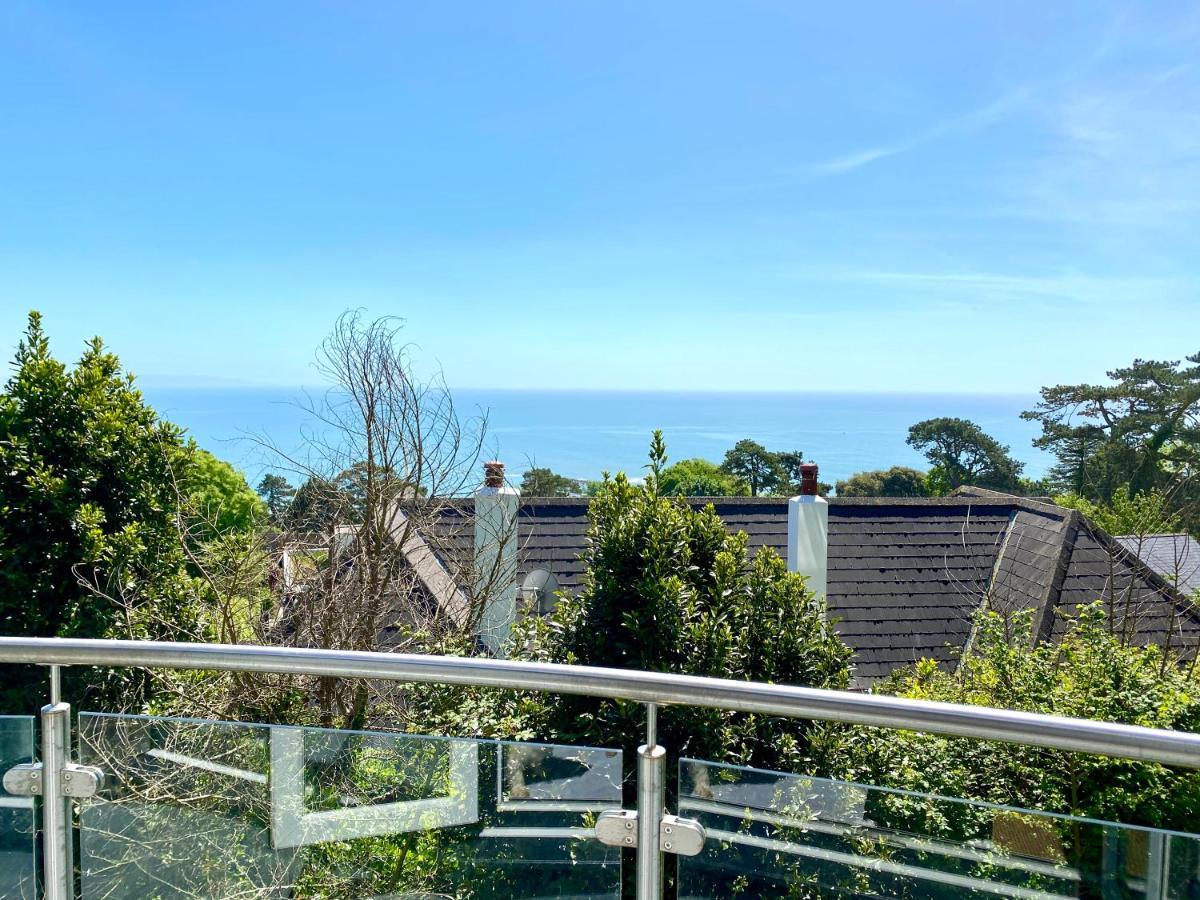 One Of The Best Properties In Lyme! Breathtaking Views Across The Whole Bay. 3 Stories With 2 Tier Veranda Around The Property. Sleeps 6 Lyme Regis Exteriér fotografie