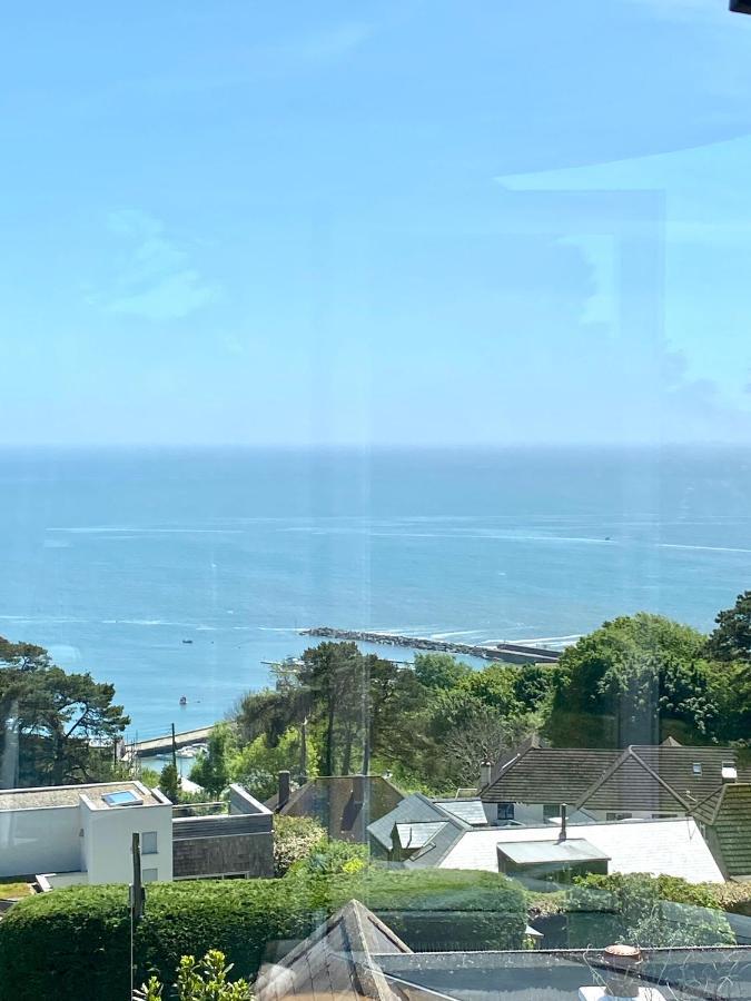 One Of The Best Properties In Lyme! Breathtaking Views Across The Whole Bay. 3 Stories With 2 Tier Veranda Around The Property. Sleeps 6 Lyme Regis Exteriér fotografie